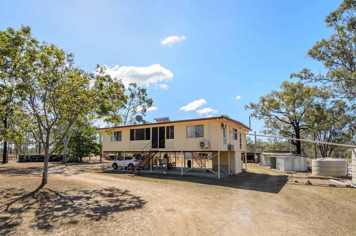 20 Rodds Bay Road, TANNUM SANDS, QLD, Tannum Sands - Image 1