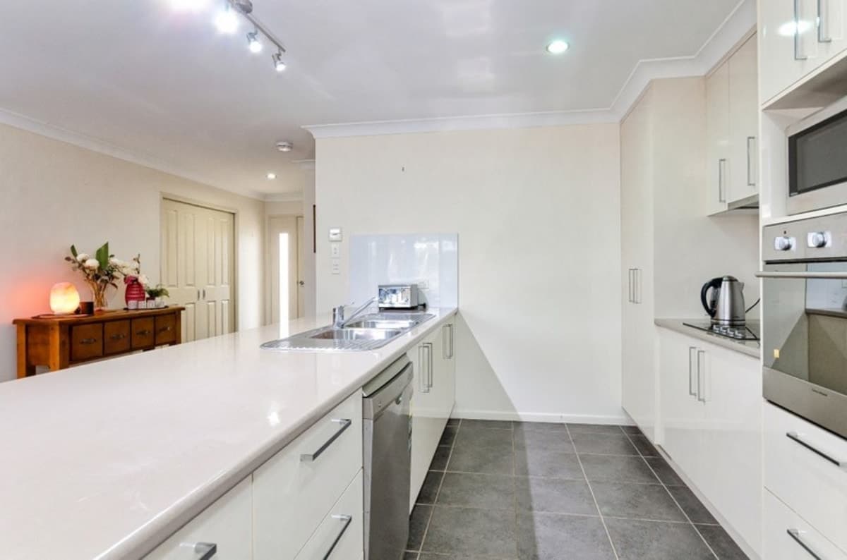 1 Beddome Avenue, CALLIOPE, QLD, Calliope - Thumbnail 3