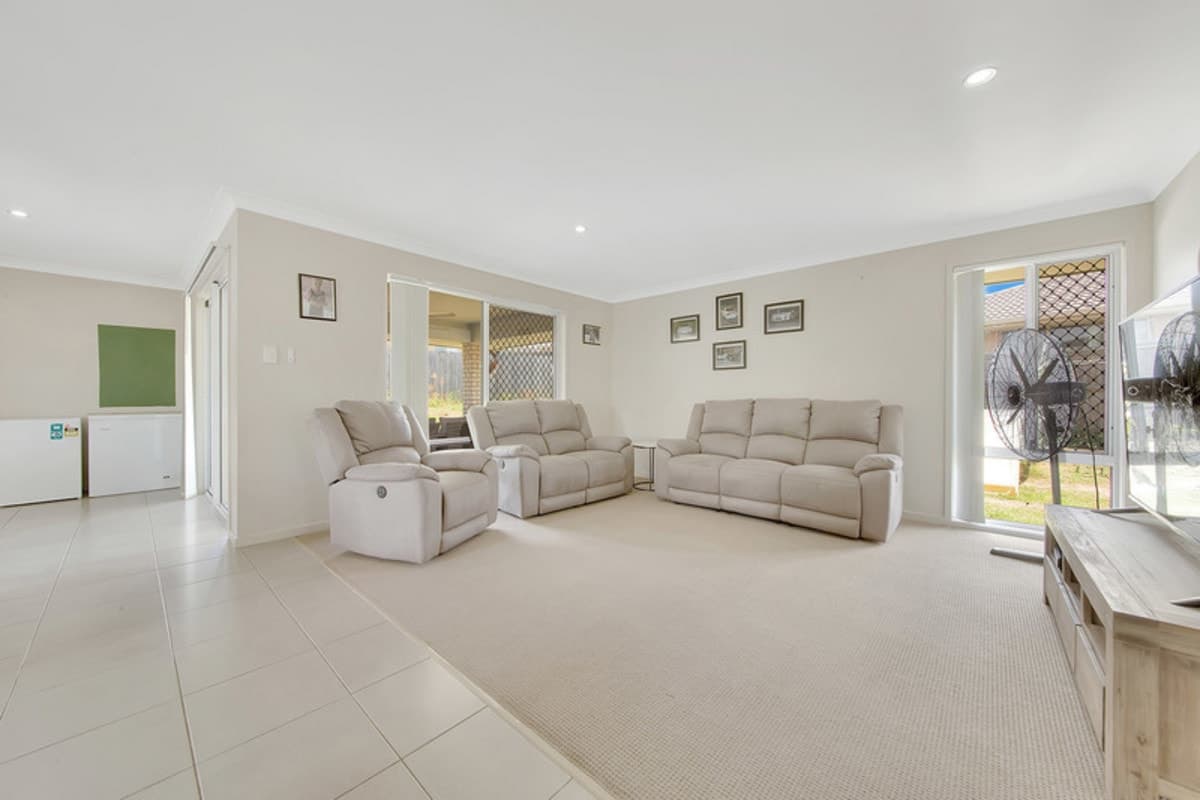 21 Tarrawonga Drive, CALLIOPE, QLD, Calliope - Thumbnail 3