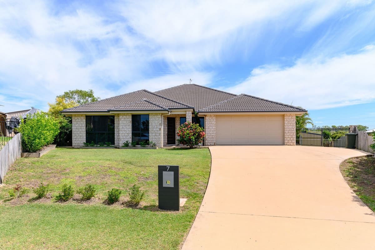 7 Loveday Place, CALLIOPE, QLD, Calliope - Thumbnail 2