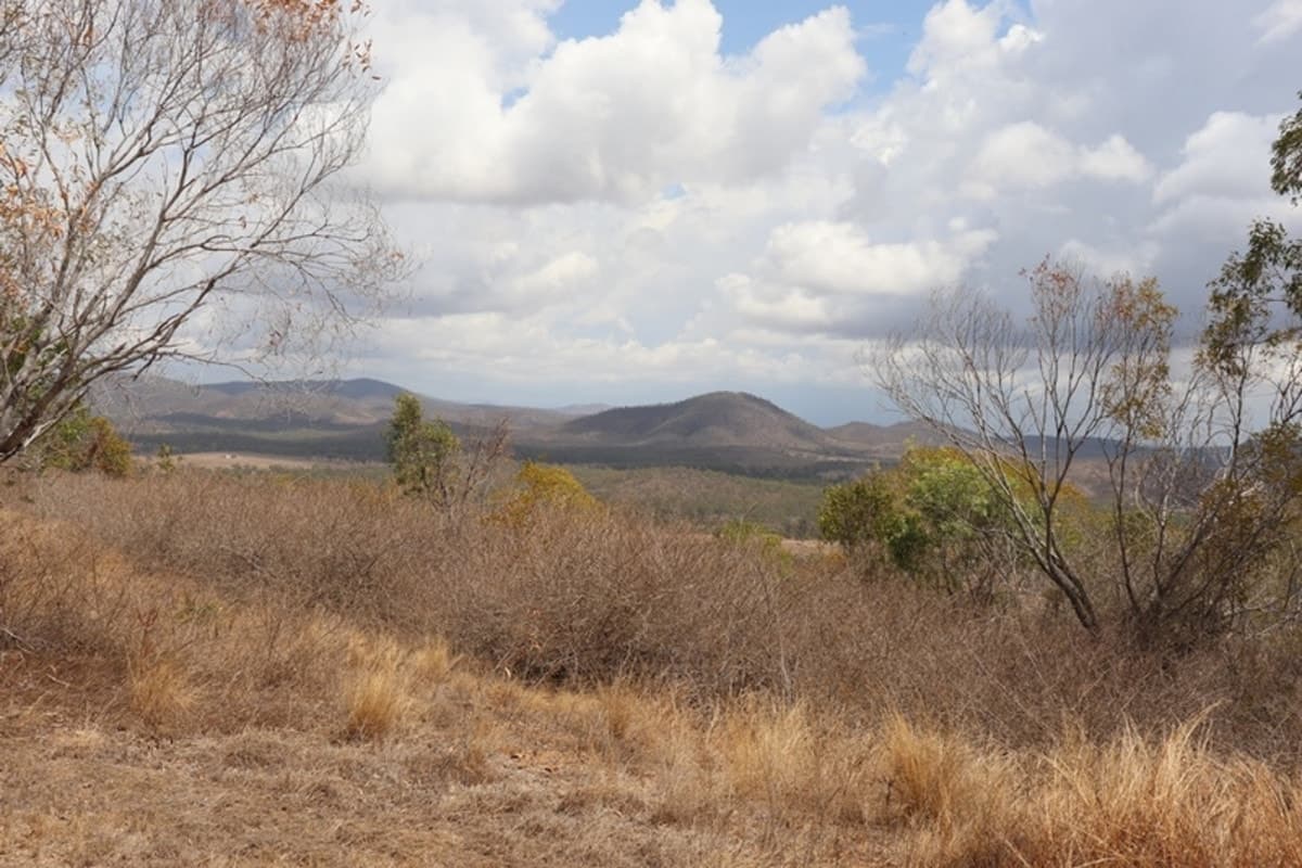 660 Gentle Annie Road, AMBROSE, QLD, Ambrose - Thumbnail 2