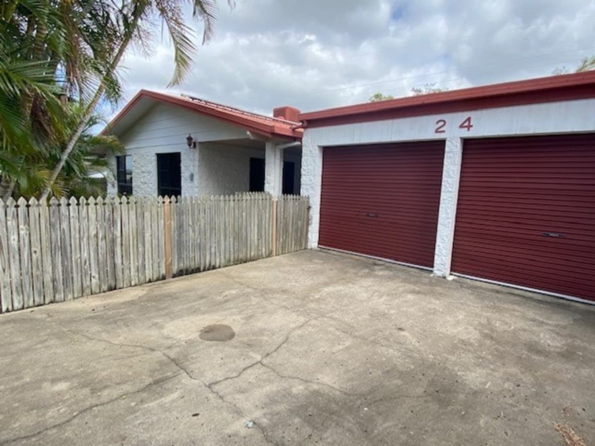 24 Capricornia Drive, CALLIOPE, QLD, Calliope - Thumbnail 2