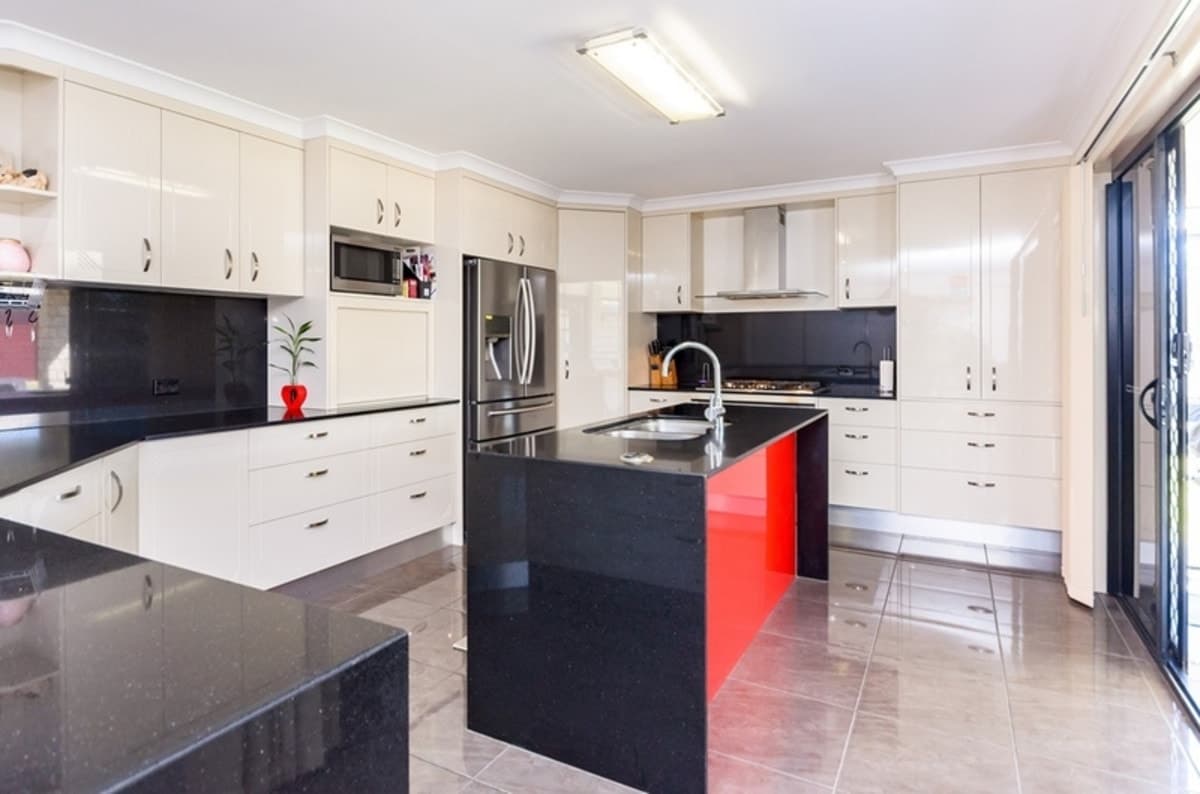 15 Trudy Avenue, CALLIOPE, QLD, Calliope - Thumbnail 3
