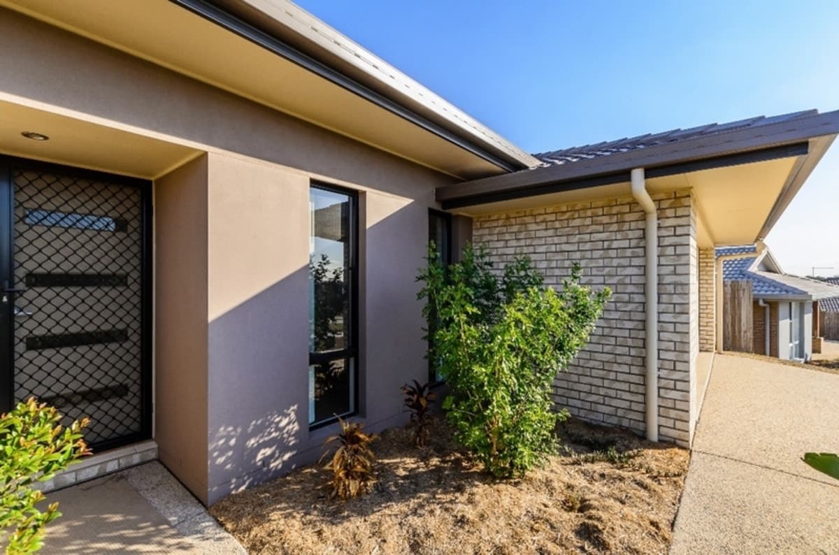 12 Abbey Place, CALLIOPE, QLD, Calliope - Thumbnail 3