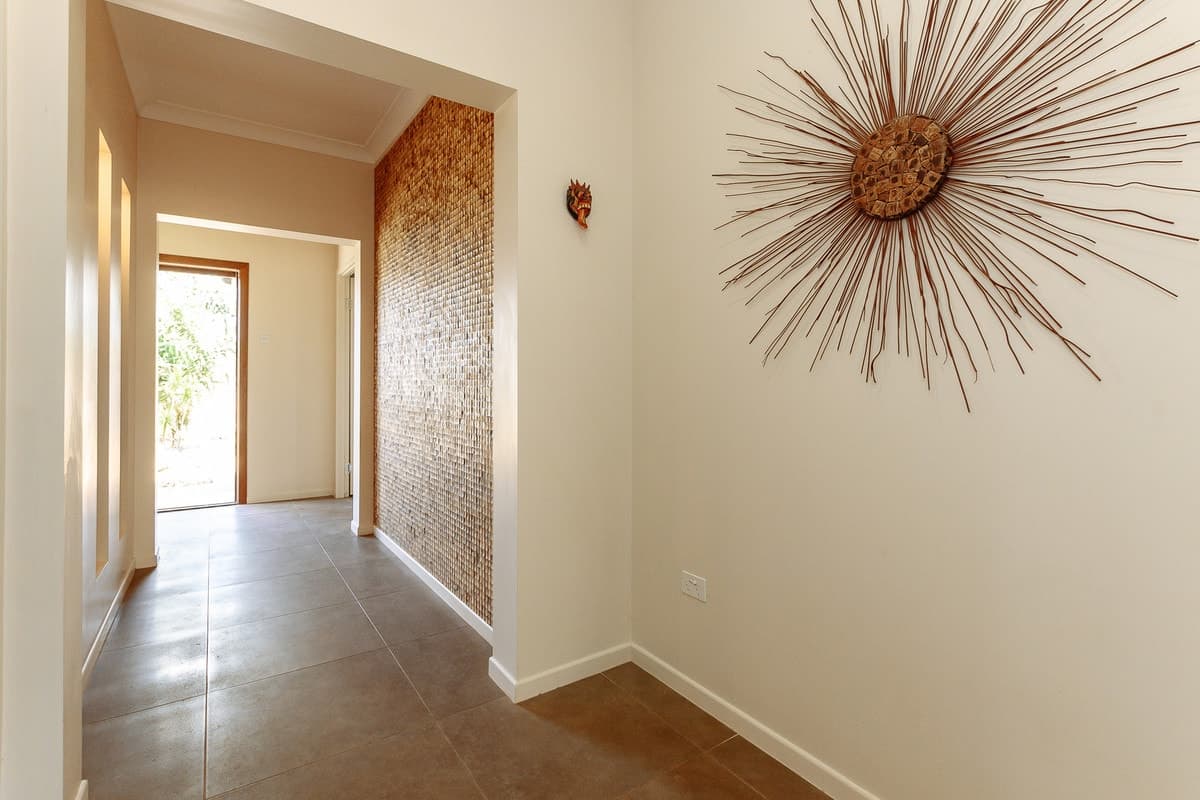 22 Beddome Avenue, CALLIOPE, QLD, Calliope - Thumbnail 3