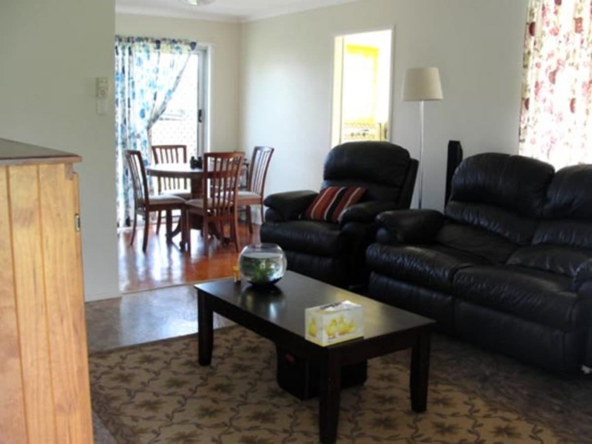 2 Hawkesbury Road, CALLIOPE, QLD, Calliope - Thumbnail 3