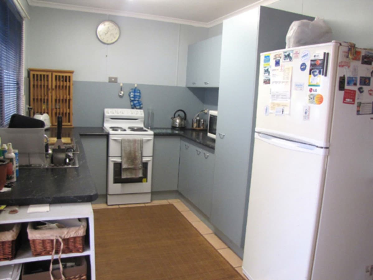 11 Kylee Crescent, CALLIOPE, QLD, Calliope - Thumbnail 3