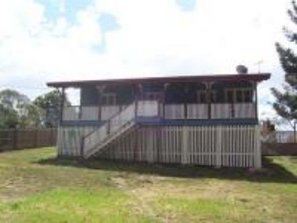 MOUNT LARCOM, QLD, Mount Larcom - Image 1