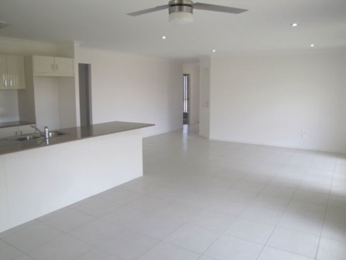 3 London Close, CALLIOPE, QLD, Calliope - Thumbnail 3