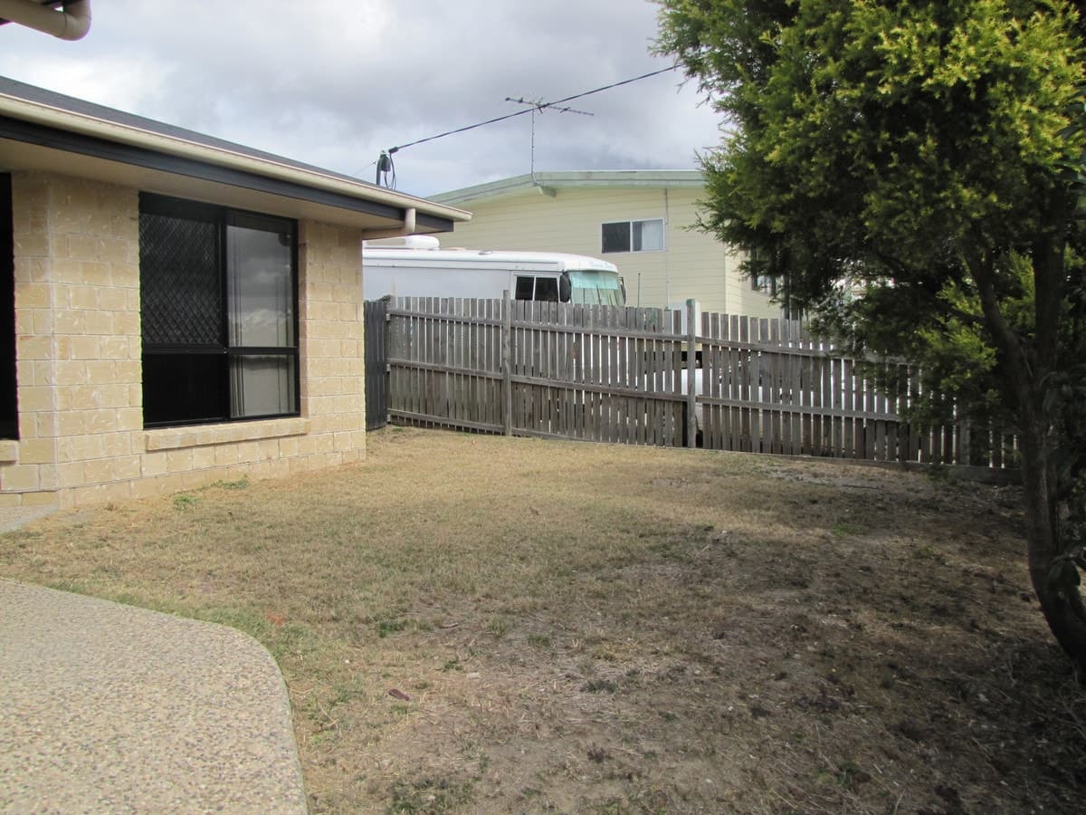 47 Sutherland Street, CALLIOPE, QLD, Calliope - Thumbnail 2