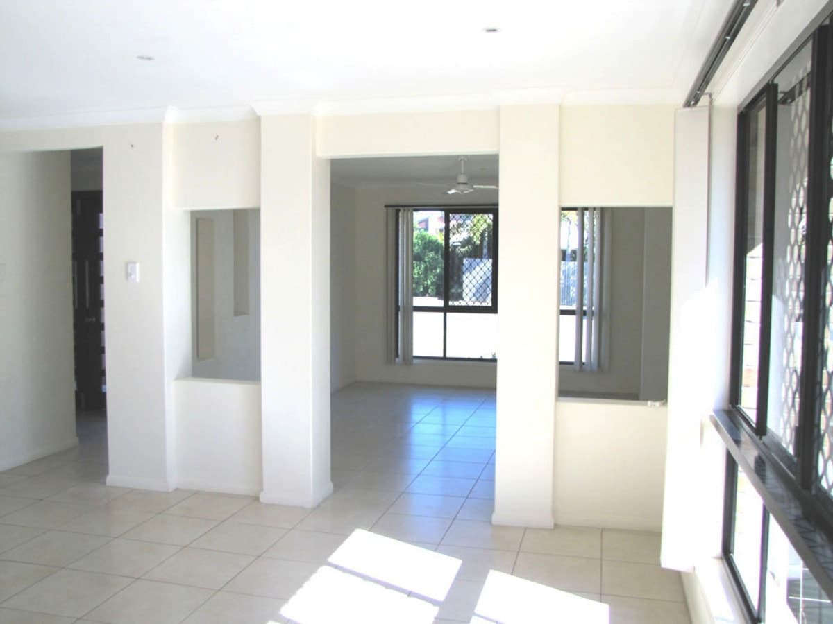 20 Monterey Way, CALLIOPE, QLD, Calliope - Thumbnail 3