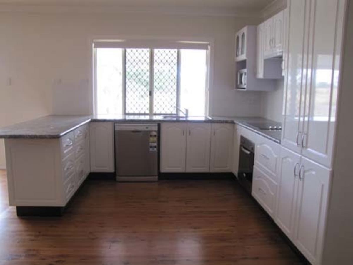 29 Sutherland Street, CALLIOPE, QLD, Calliope - Thumbnail 2