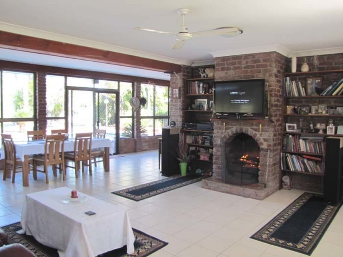 48097 Bruce Highway, TANNUM SANDS, QLD, Tannum Sands - Thumbnail 3
