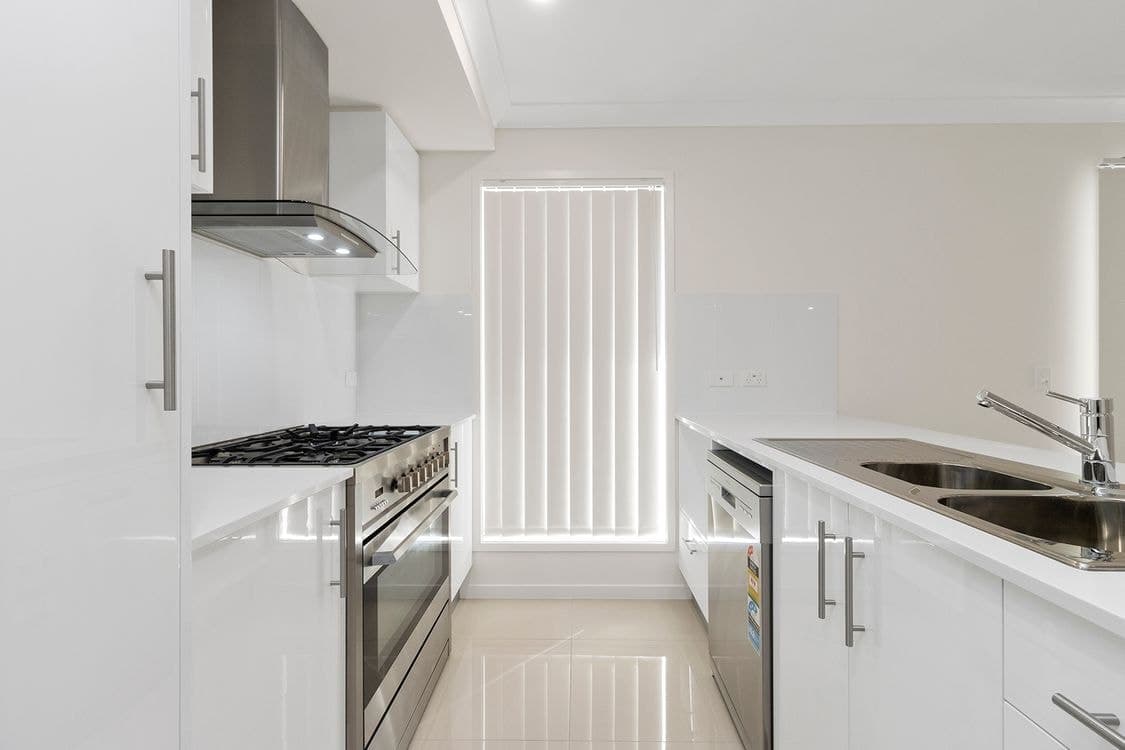 64 Yellowstone Circuit, YARRABILBA, QLD 4207, Yarrabilba - Thumbnail 7
