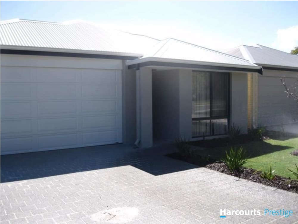 9 Devereux Street, ARMADALE, WA 6112, Armadale - Image 1