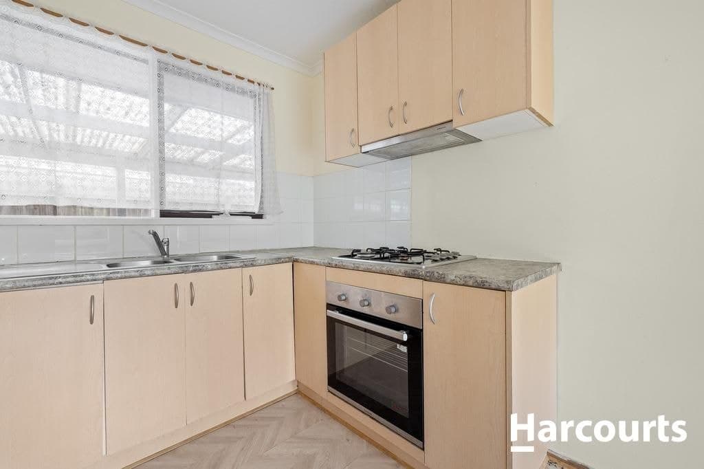 10 Dobell Crescent, WERRIBEE, VIC 3030, Werribee - Thumbnail 4