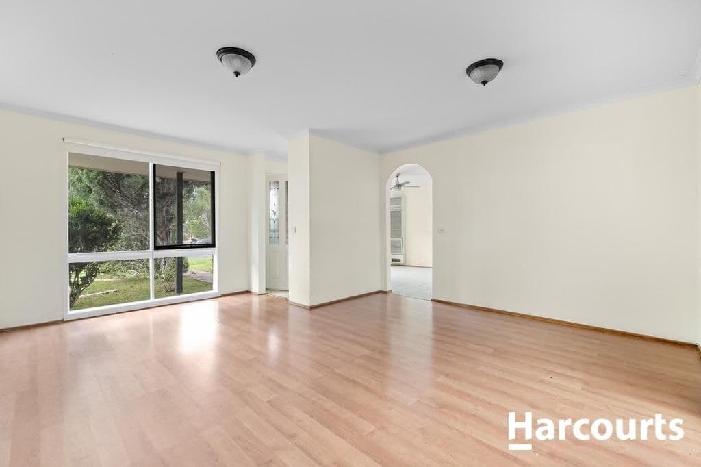 10 Dobell Crescent, WERRIBEE, VIC 3030, Werribee - Thumbnail 6