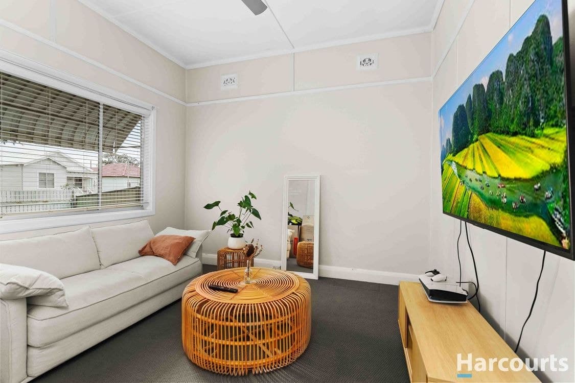 129 St James Road, New Lambton, NSW 2305, New Lambton - Thumbnail 2