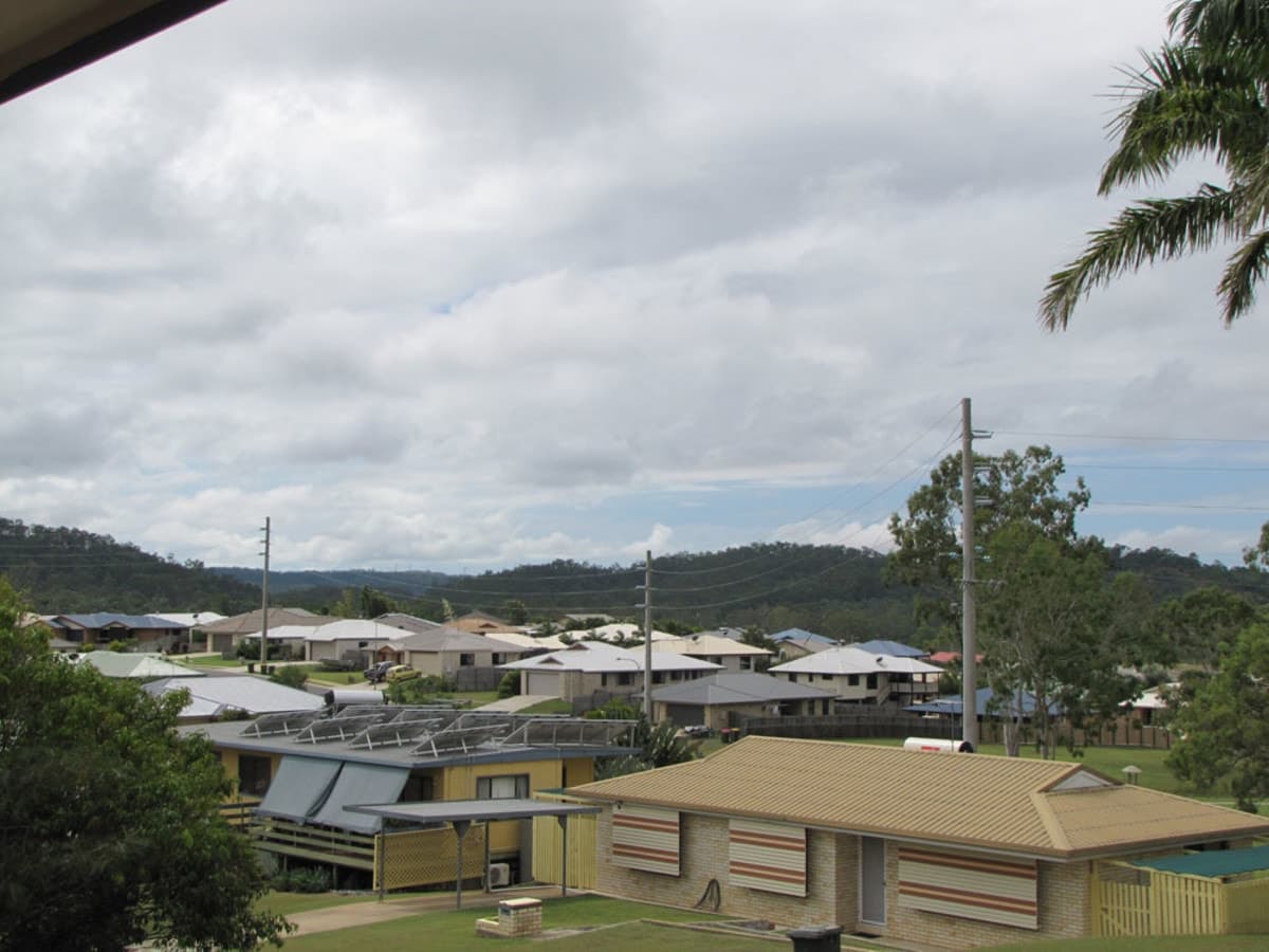 9 Mitchell Road, CALLIOPE, QLD, Calliope - Thumbnail 2