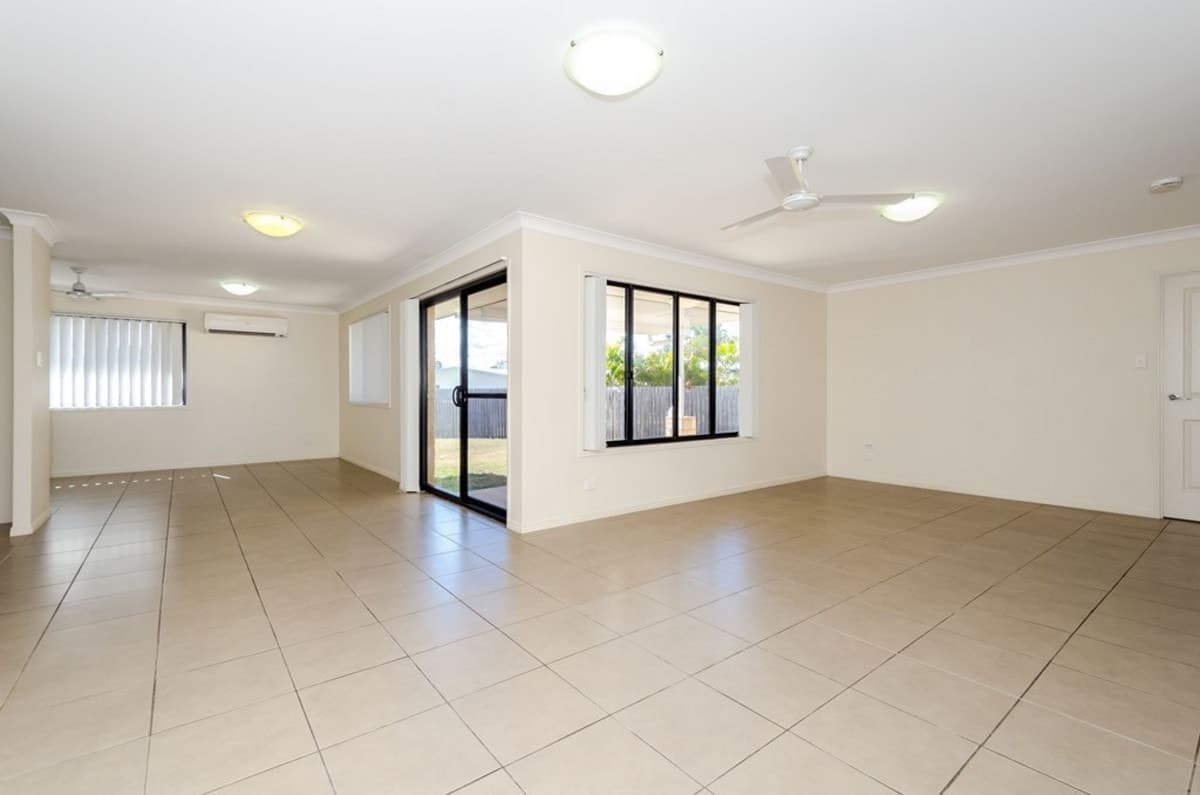 11 Ellis Street, CALLIOPE, QLD, Calliope - Thumbnail 2