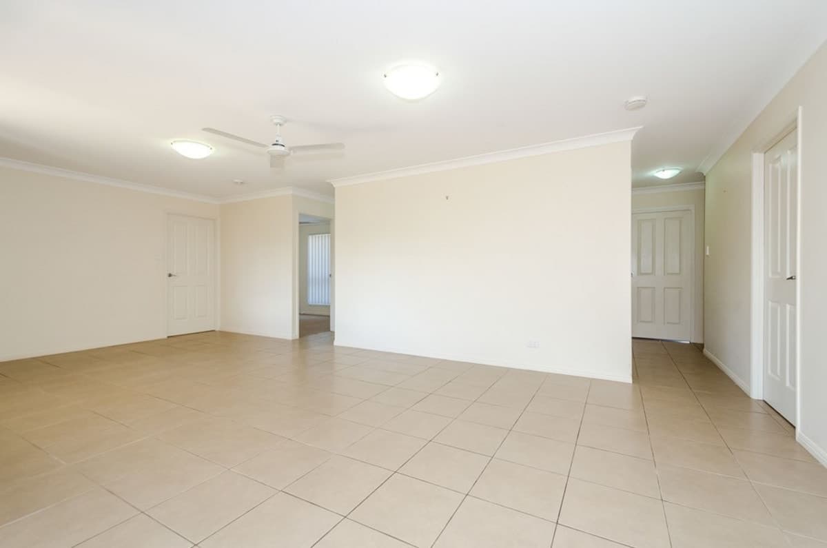 11 Ellis Street, CALLIOPE, QLD, Calliope - Thumbnail 3