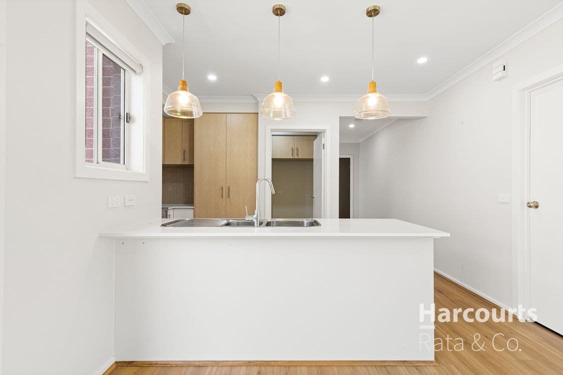 16 Luppino Street, Donnybrook, VIC 3064, Donnybrook - Thumbnail 2