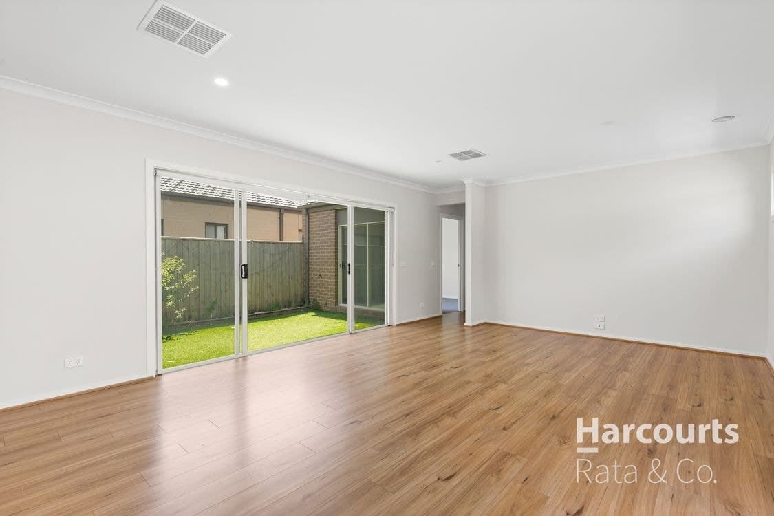16 Luppino Street, Donnybrook, VIC 3064, Donnybrook - Thumbnail 4