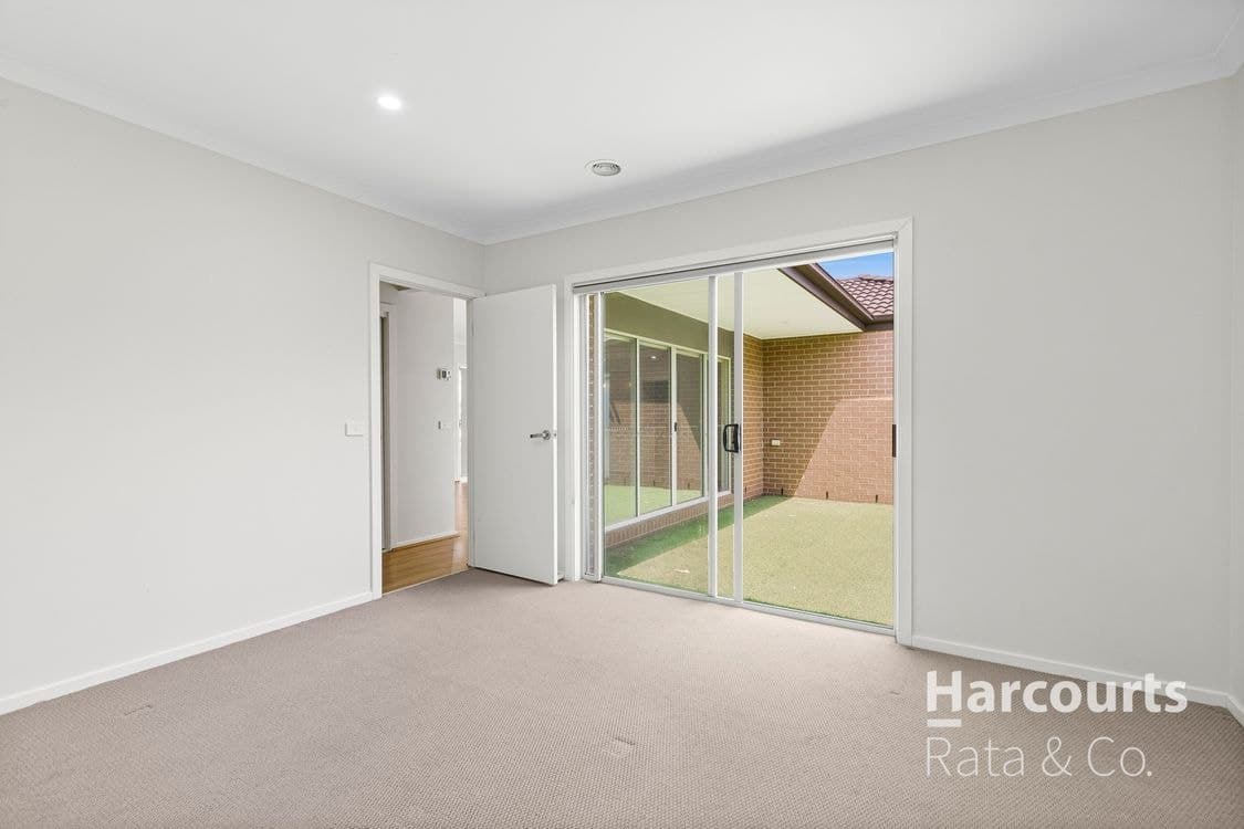 16 Luppino Street, Donnybrook, VIC 3064, Donnybrook - Thumbnail 5