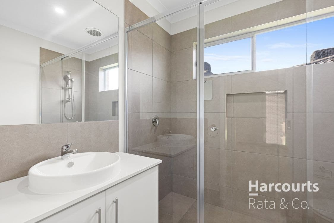 16 Luppino Street, Donnybrook, VIC 3064, Donnybrook - Thumbnail 7