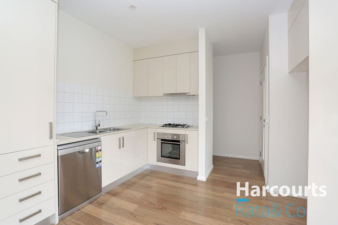 160 The Boulevard, Thomastown, VIC 3074, Thomastown - Thumbnail 2
