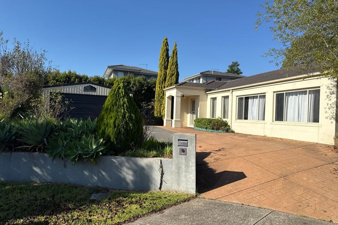 3379/10 Cindy Court, Berwick, VIC 3806, Berwick - Image 1