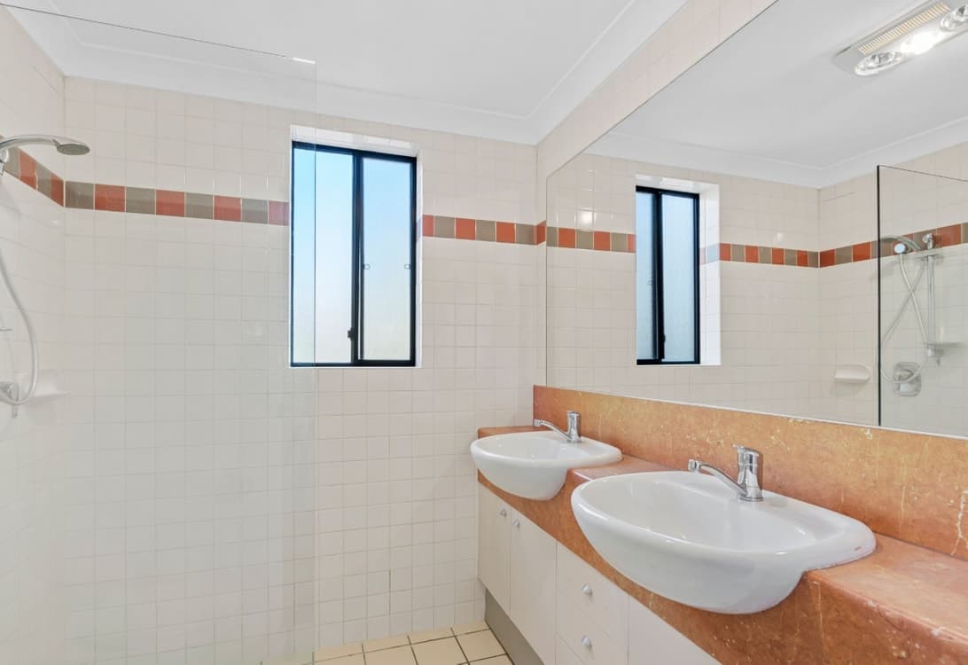 1/8 Cambridge Street, BULIMBA, QLD 4171, Bulimba - Thumbnail 8