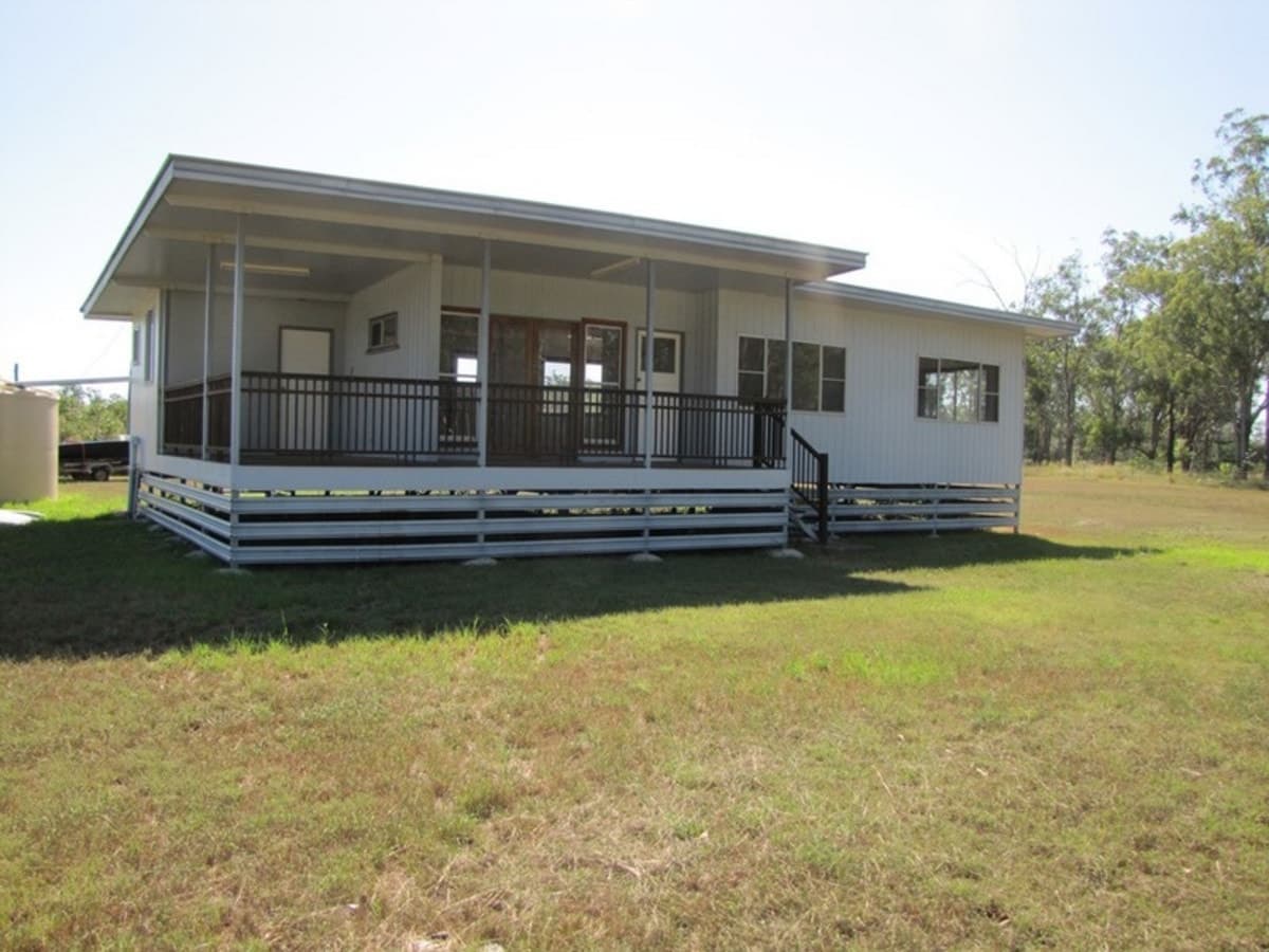 260 Gentle Annie Road, AMBROSE, QLD, Ambrose - Thumbnail 2