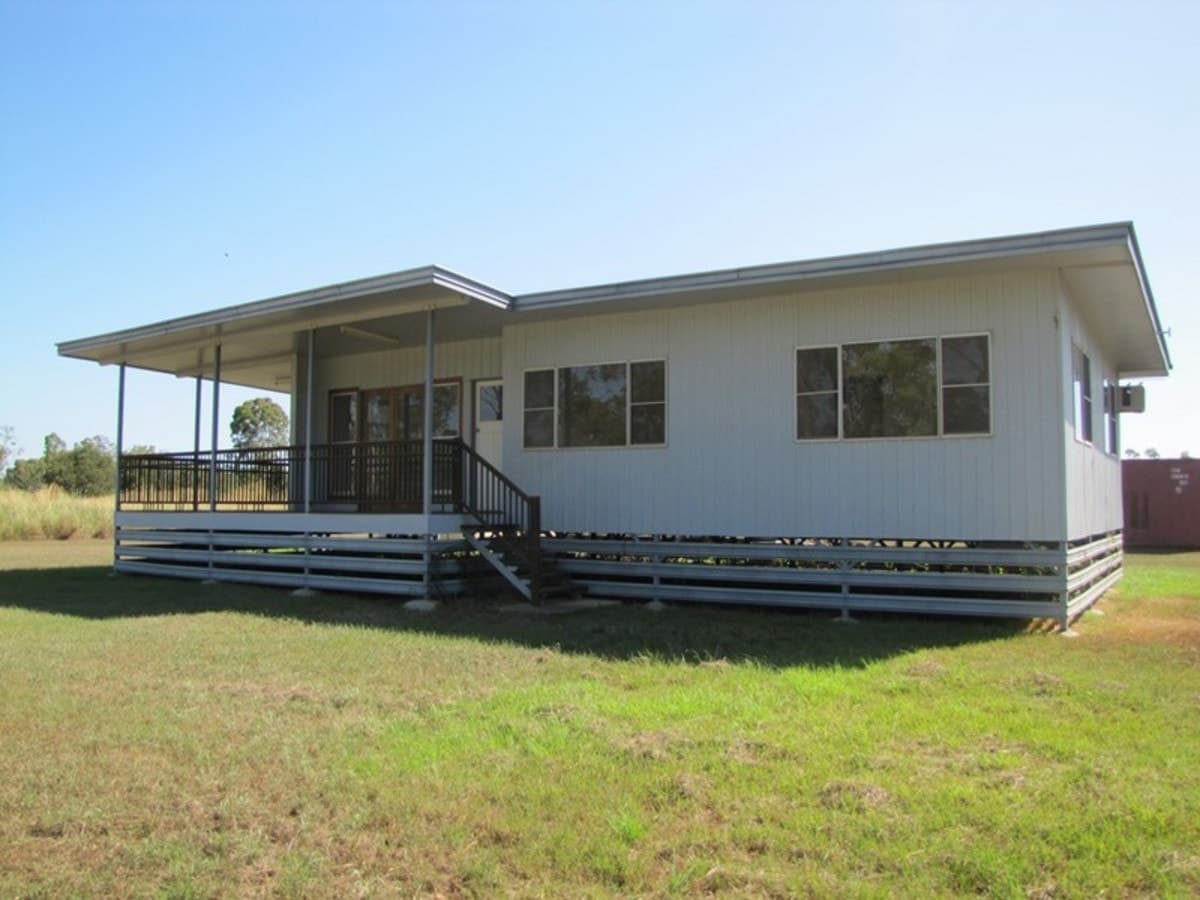 260 Gentle Annie Road, AMBROSE, QLD, Ambrose - Thumbnail 3