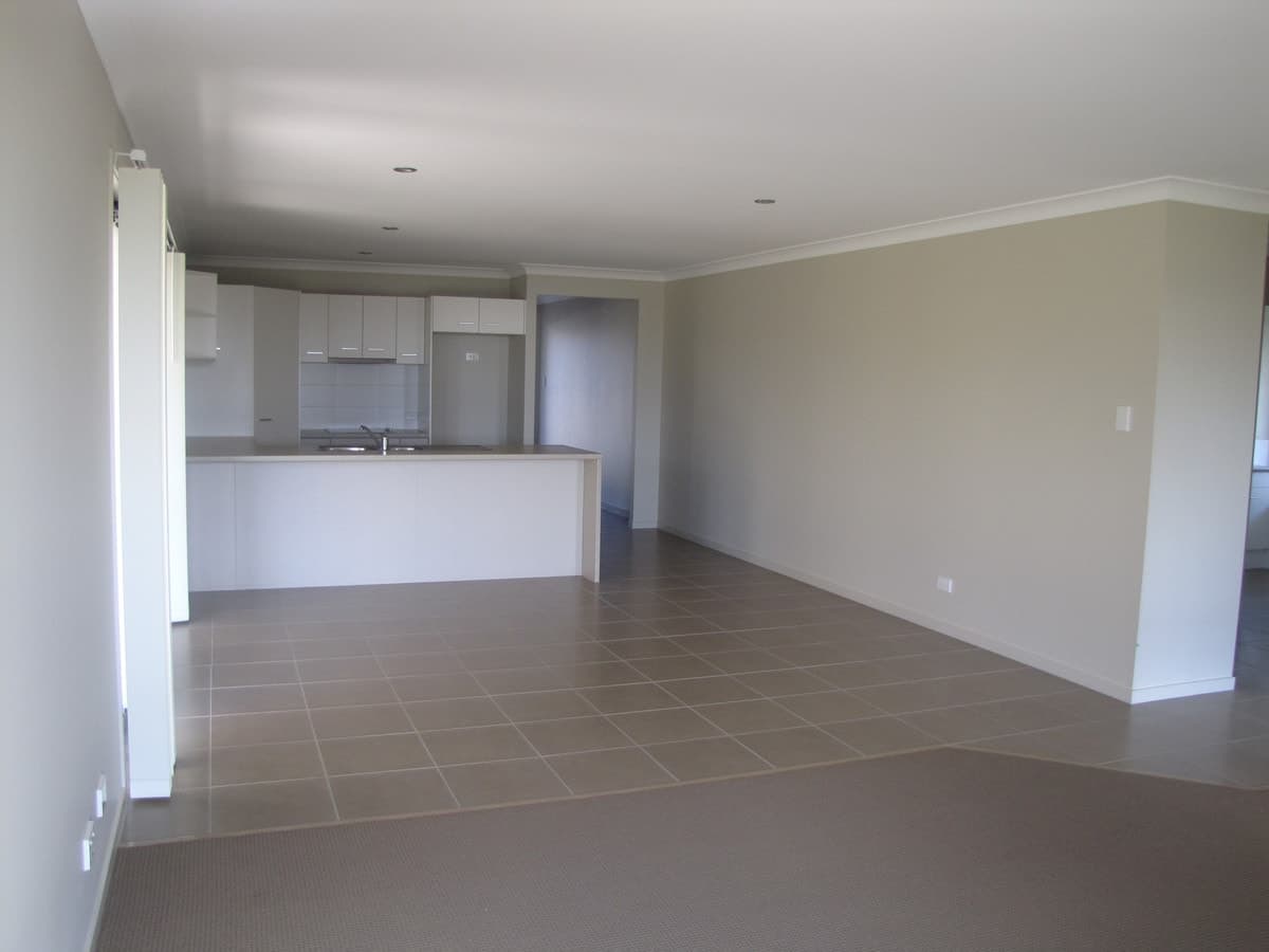 13 Woodward Avenue, CALLIOPE, QLD, Calliope - Thumbnail 2