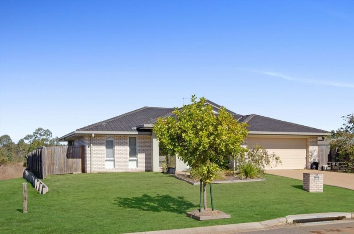 17 Fremont Street, CALLIOPE, QLD, Calliope - Thumbnail 2