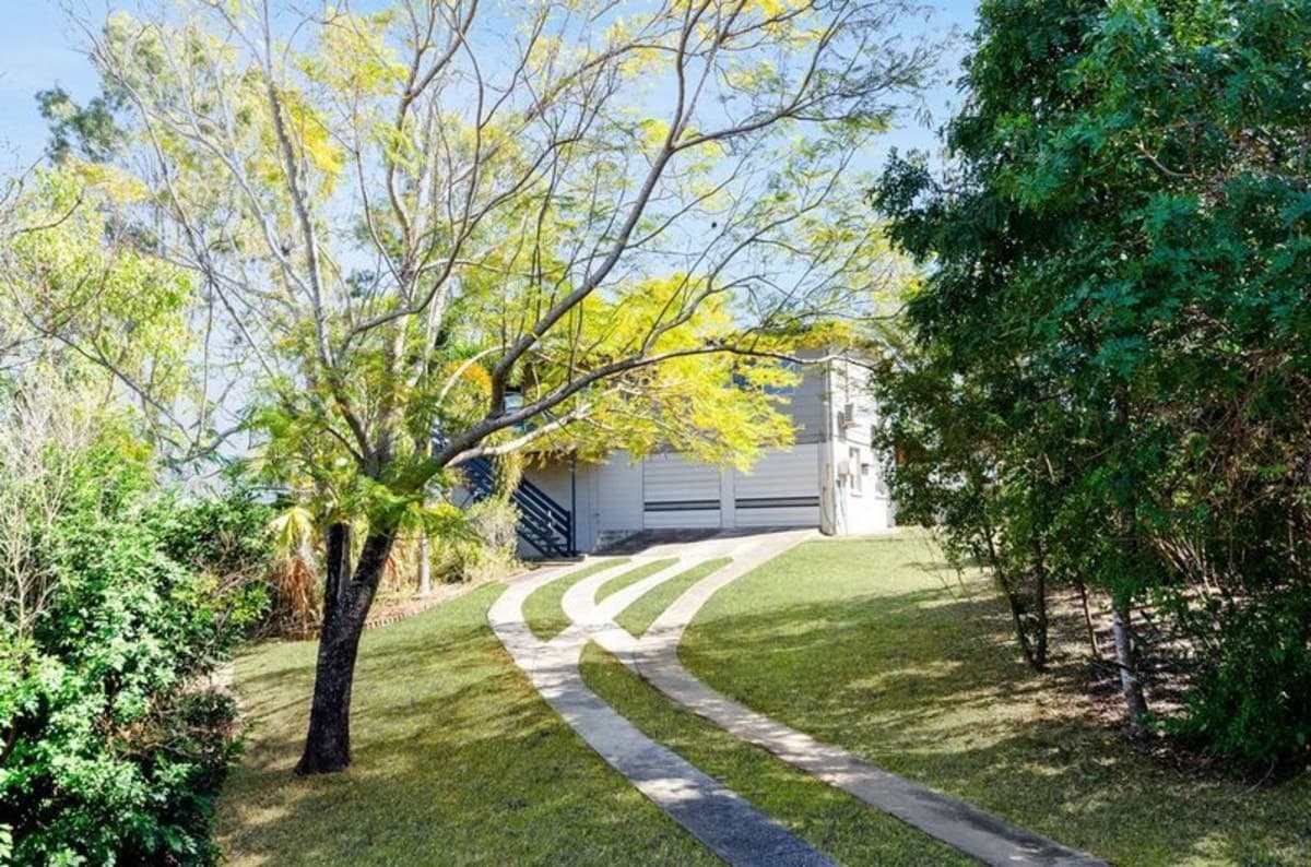 44 Kylee Crescent, CALLIOPE, QLD, Calliope - Thumbnail 2