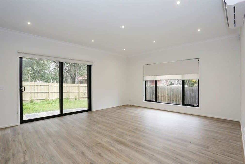 2/4 West Court, Glen Waverley, Glen Waverley - Thumbnail 4
