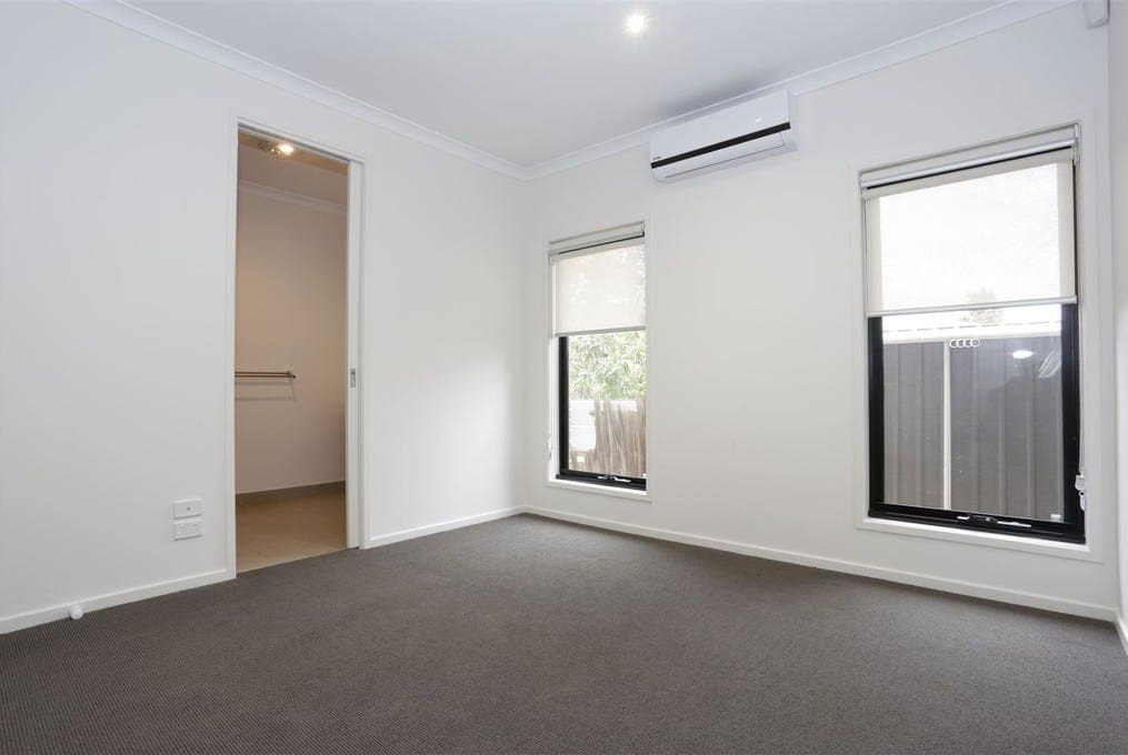 2/4 West Court, Glen Waverley, Glen Waverley - Thumbnail 6
