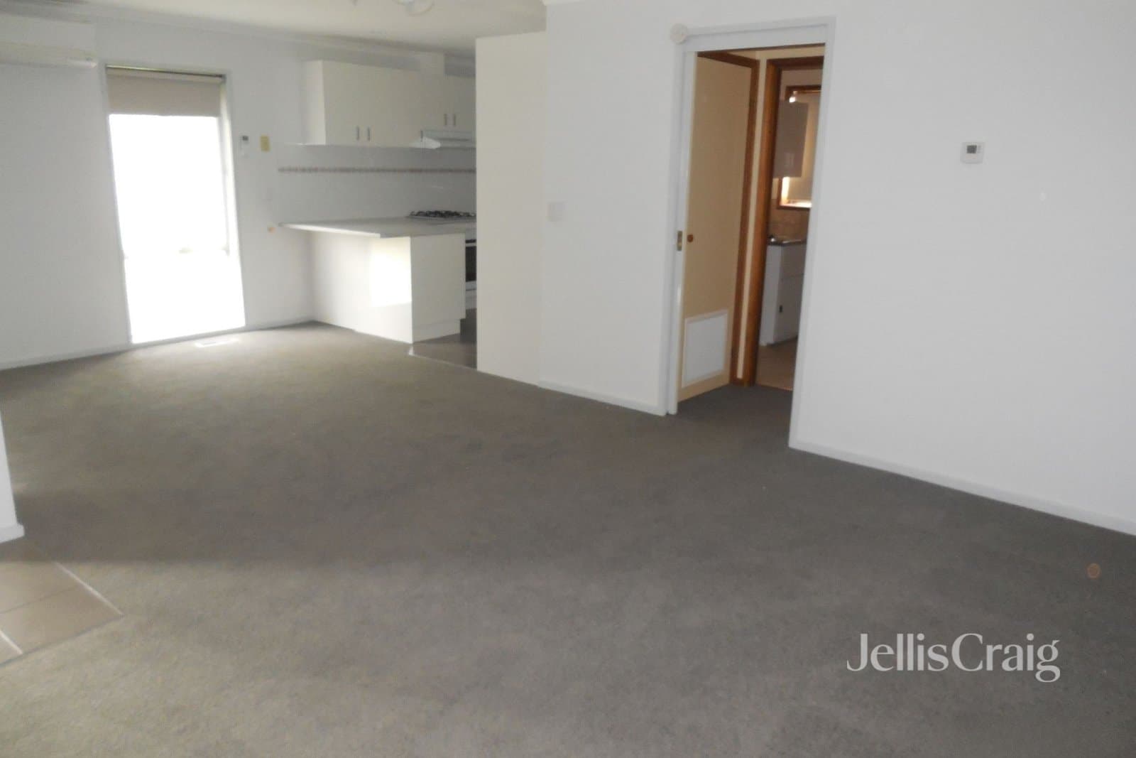 1/67 Nell Street, Greensborough, Greensborough - Thumbnail 3