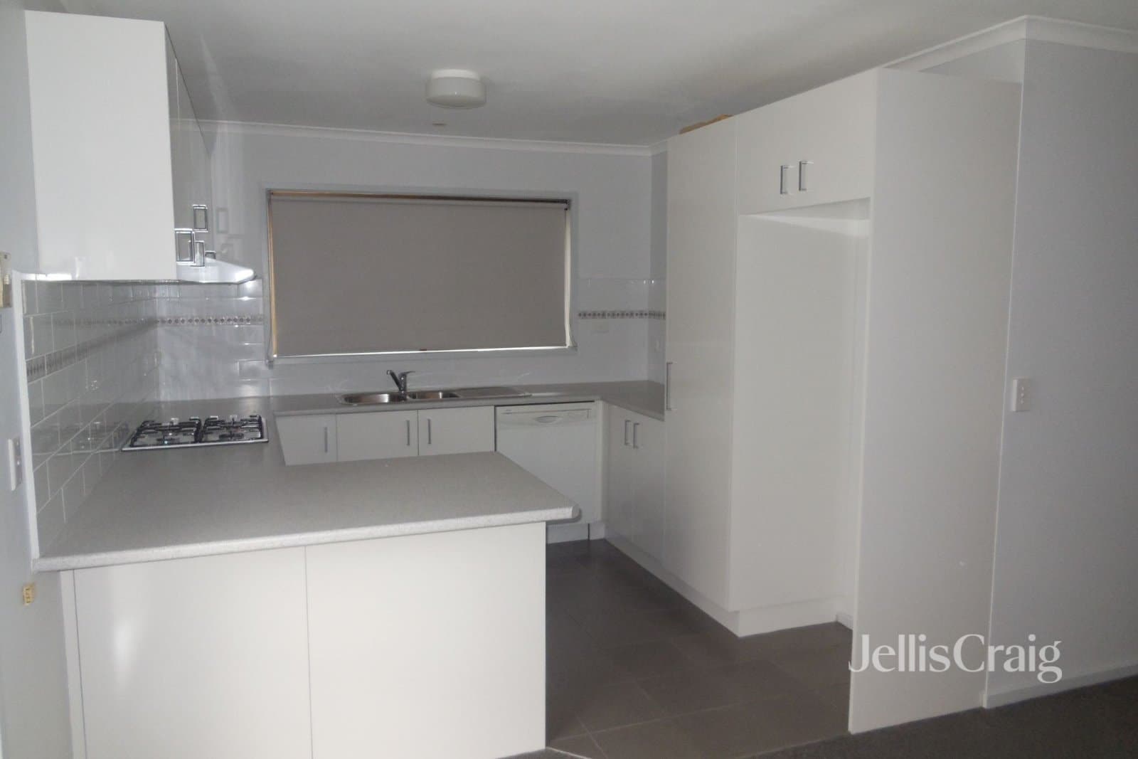 1/67 Nell Street, Greensborough, Greensborough - Thumbnail 4
