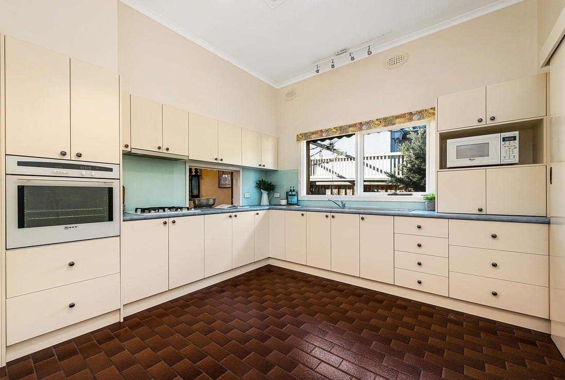 15 Olinda Street, Caulfield South, Caulfield South - Thumbnail 3