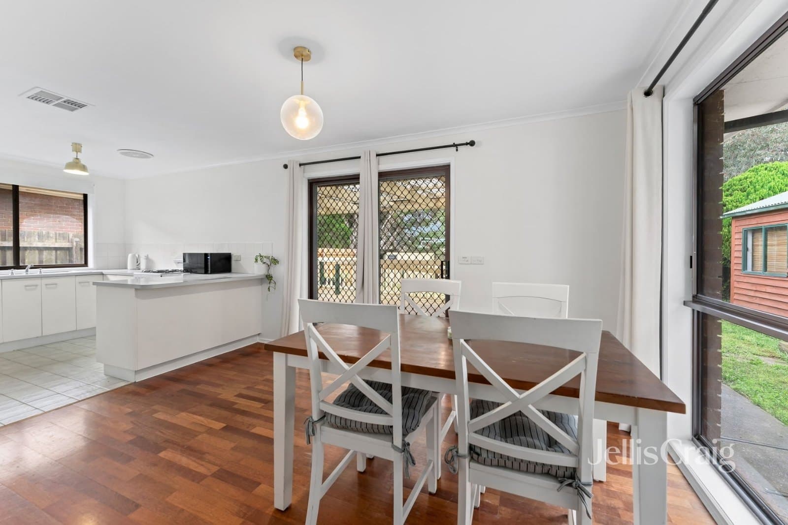 35 Jasmine Dr, Mill Park, Mill Park - Thumbnail 4
