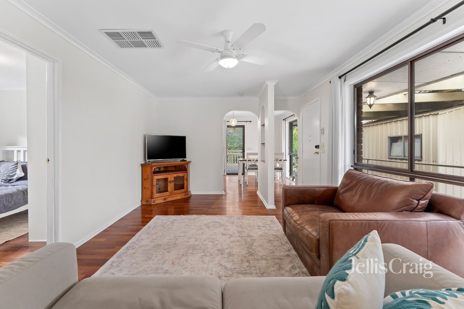 35 Jasmine Dr, Mill Park, Mill Park - Thumbnail 6