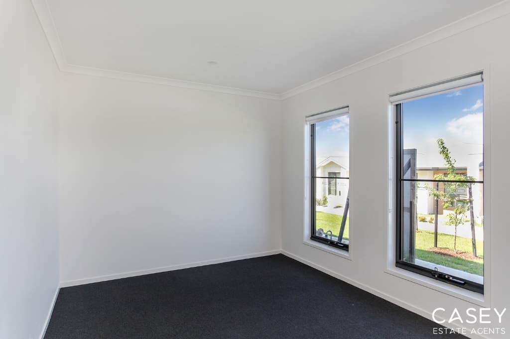 10 Supplejack Walk, Cranbourne North, VIC 3977, Cranbourne North - Thumbnail 8