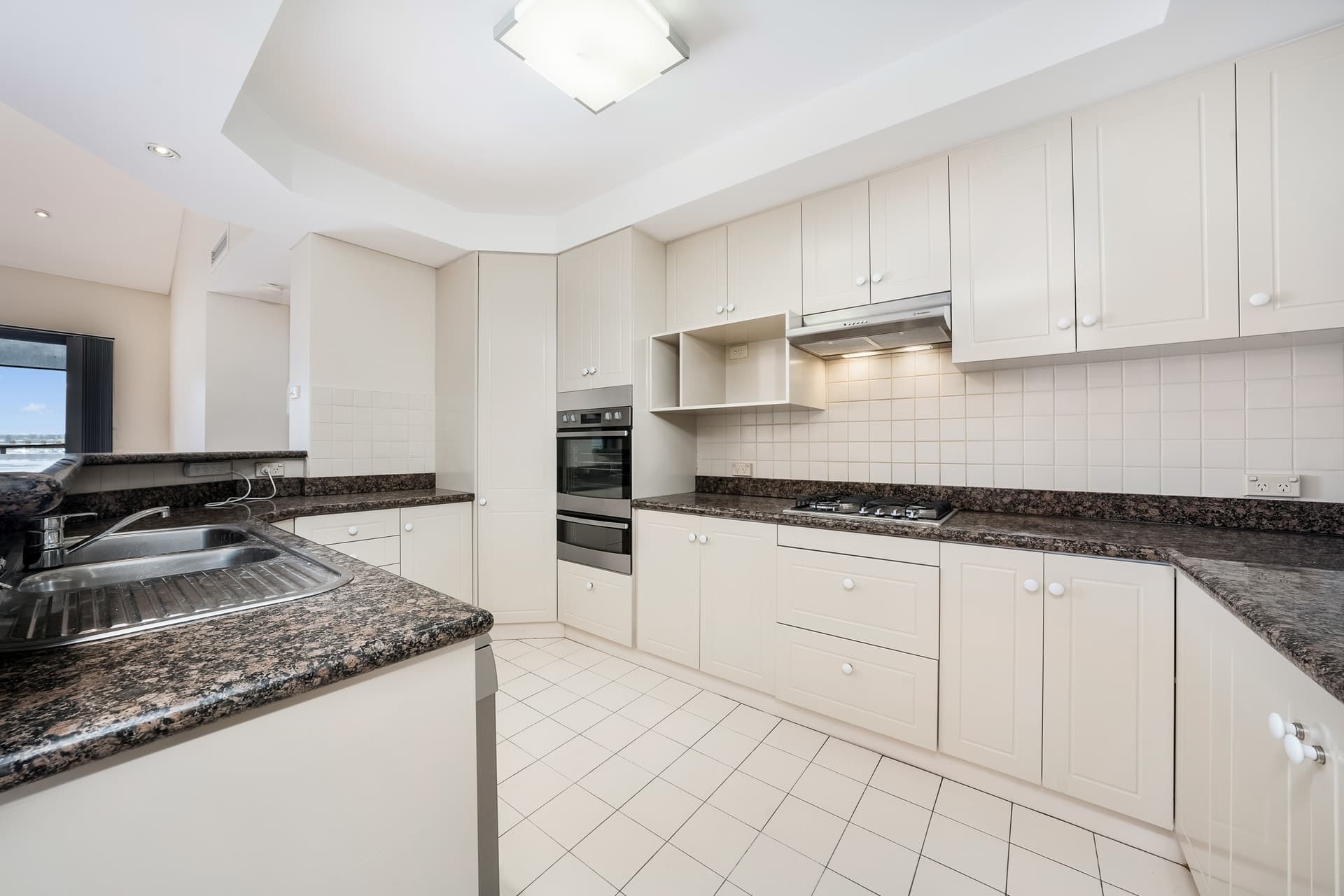 21E/164 Burwood Road, Concord - Thumbnail 5