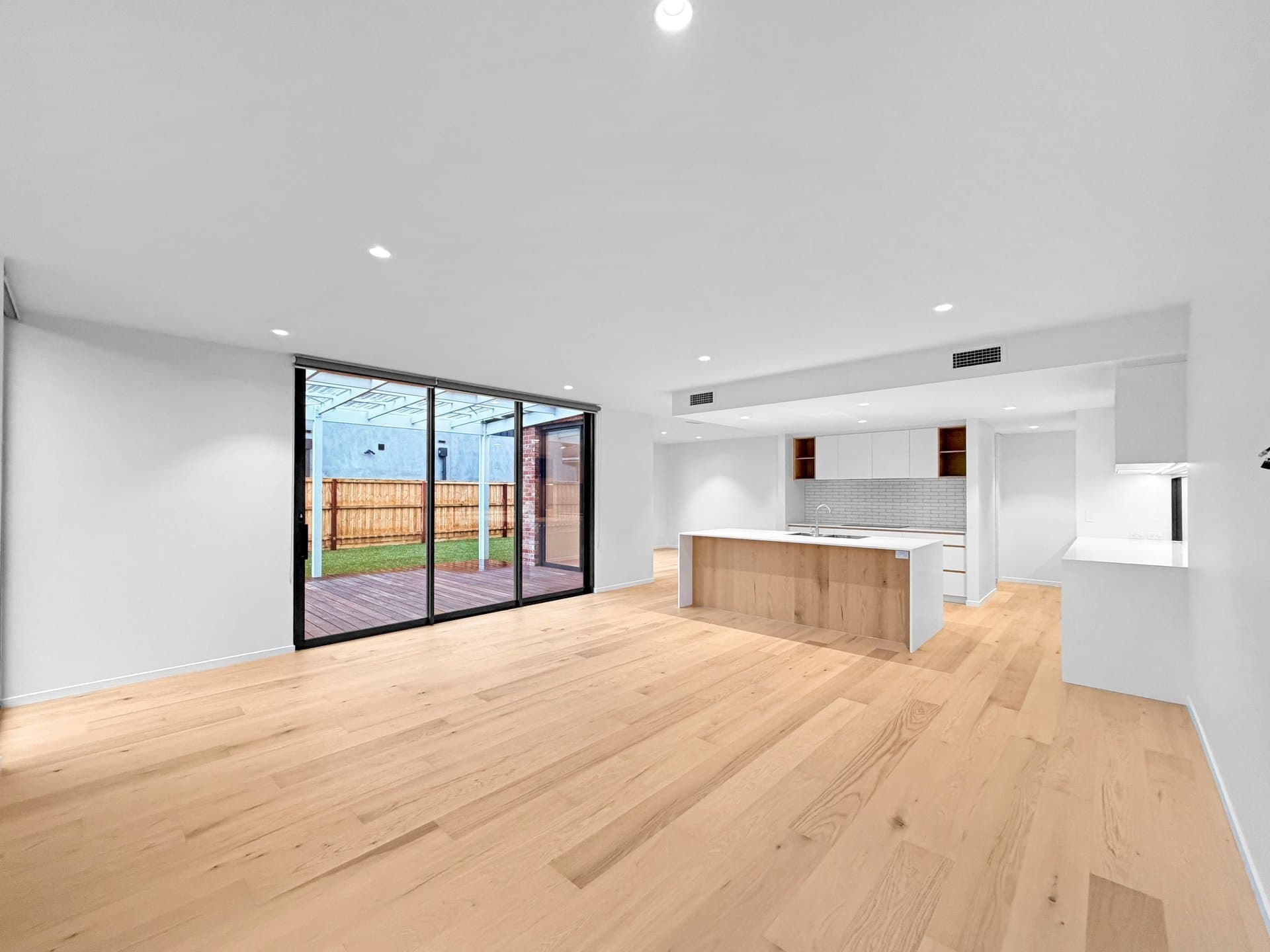 53 Virginia Street, Newtown, Newtown - Thumbnail 5