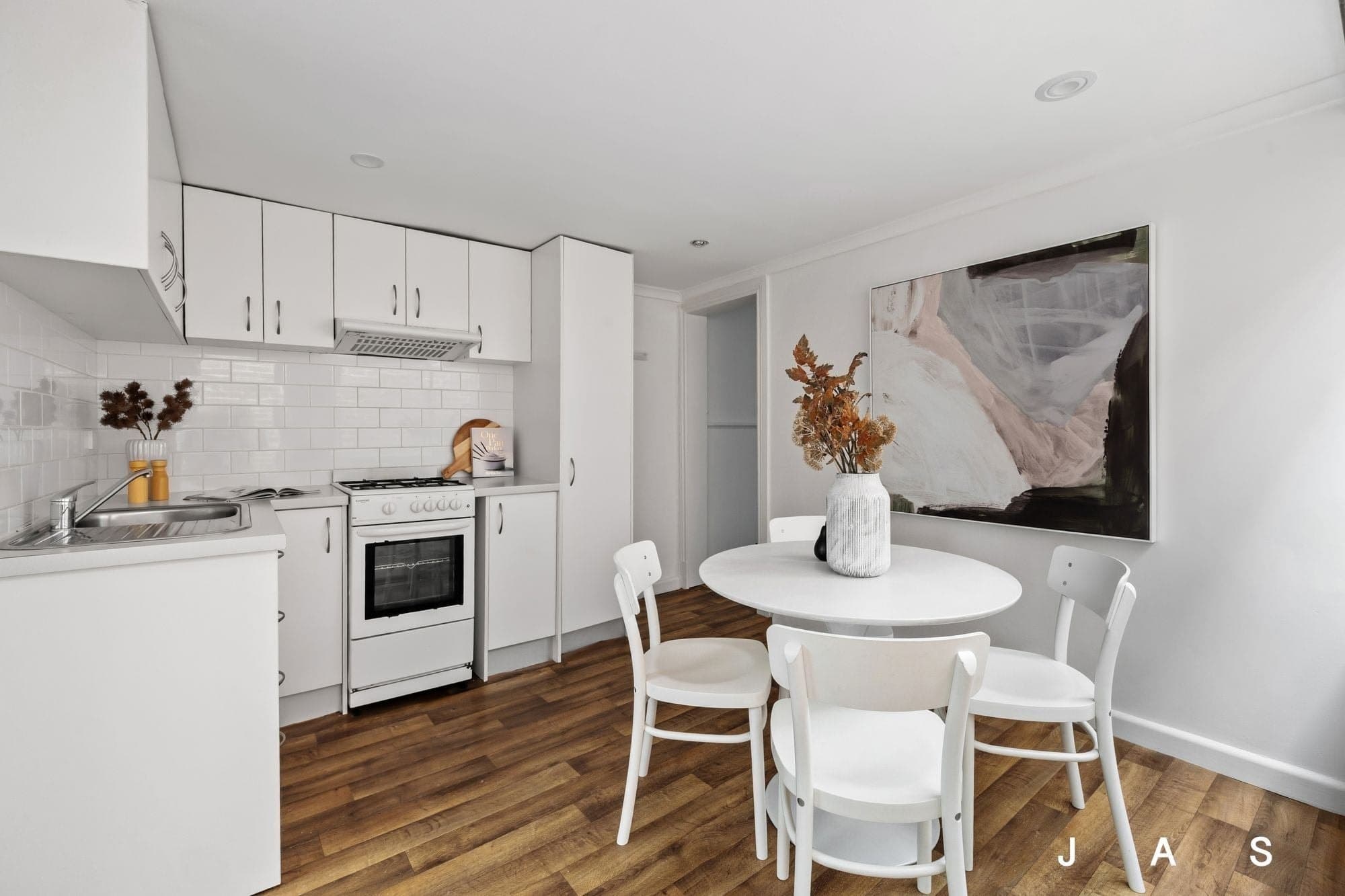 56 Walter Street Seddon VIC, Seddon - Thumbnail 4