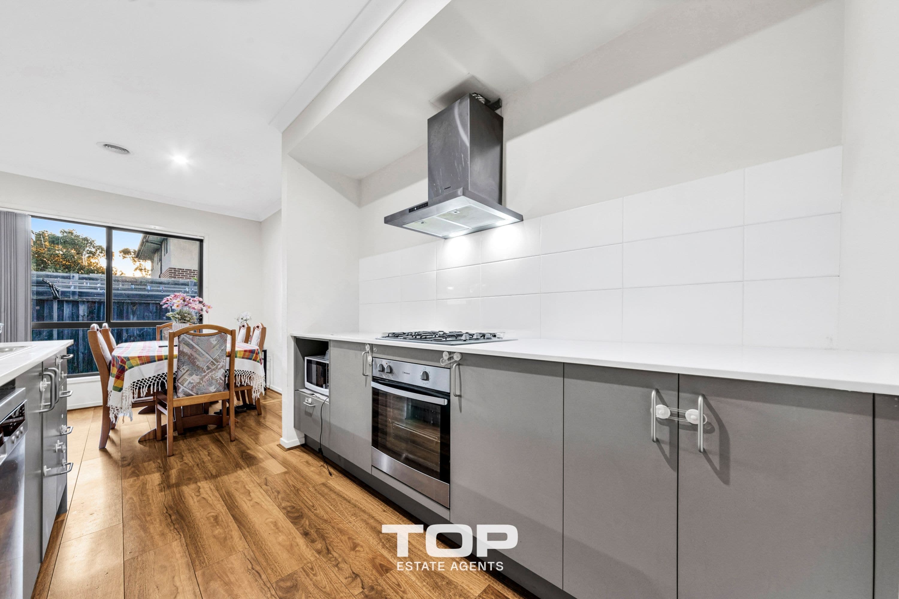49 Kilmarnock Way, Cranbourne East - Thumbnail 6