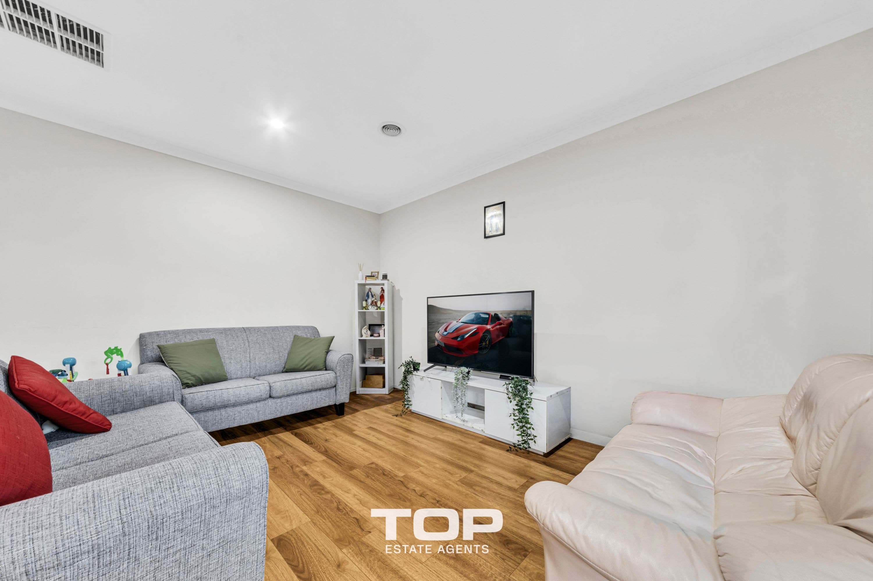49 Kilmarnock Way, Cranbourne East - Thumbnail 8